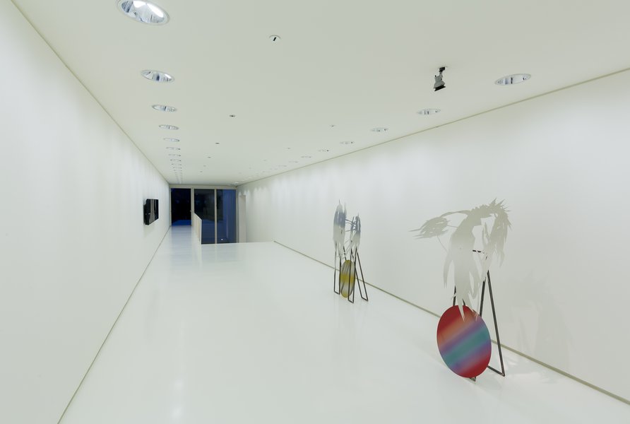 galeria-duarte-sequeira-in-a-world-where-immortality-is-the-norm-the-future-is-my-future-lito-kattou-guan-xiao-01.jpg