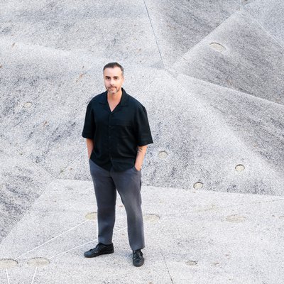 Luiz Zanotello explores the concept of time in an exhibition at EMAP